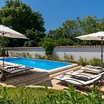 וילה K2n פורץ